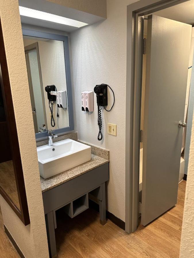 Red Roof Inn Lancaster Smoketown  Εξωτερικό φωτογραφία